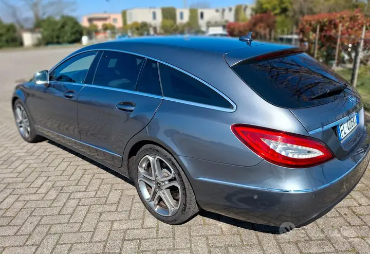 Mercedes-Benz Cls 2017 photo 2