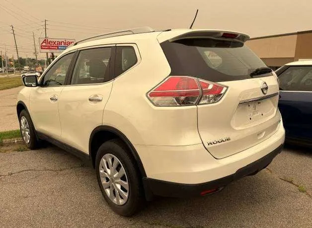 Nissan Rogue 2015 photo 2
