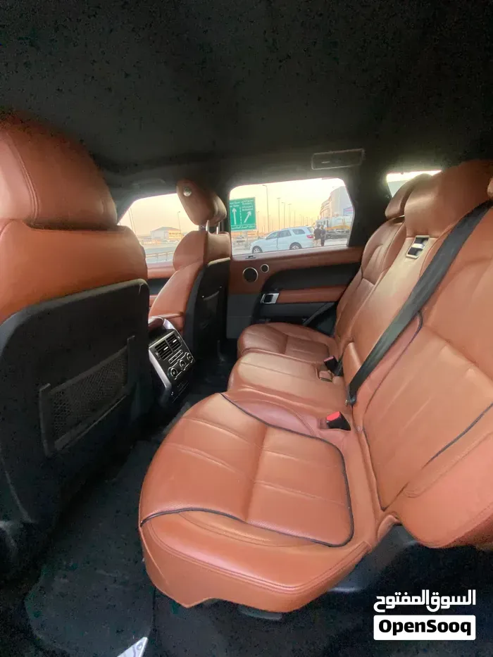 Land Rover Range Rover Sport 2014 photo 2