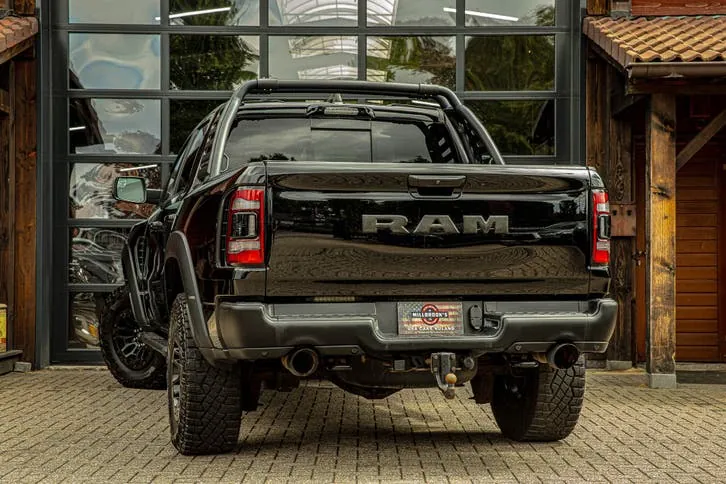 Dodge Ram 1500 2021 photo 3
