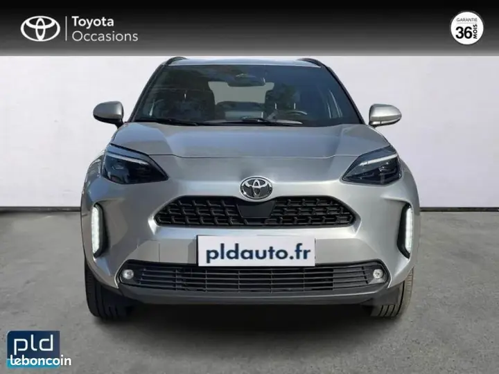 Toyota Yaris Cross 2025 photo 2