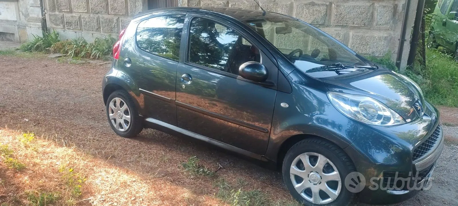 Peugeot 107 2011 photo 4