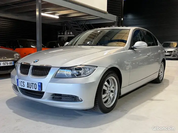 BMW 3 Series 2005 photo 3