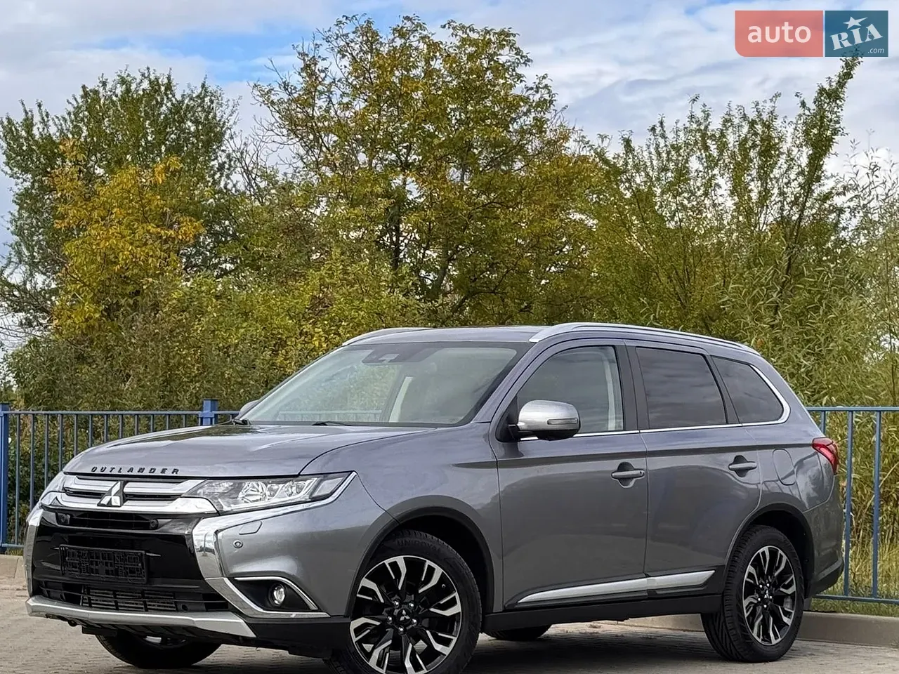Mitsubishi Outlander 2018 photo 5