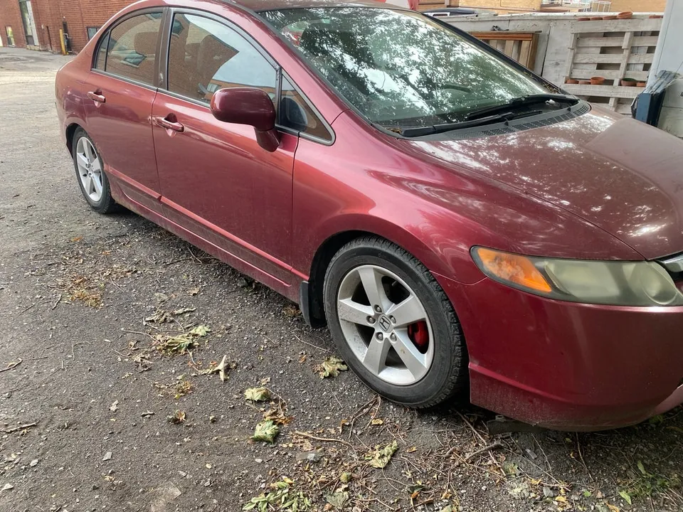 Honda Civic 2007 photo 2