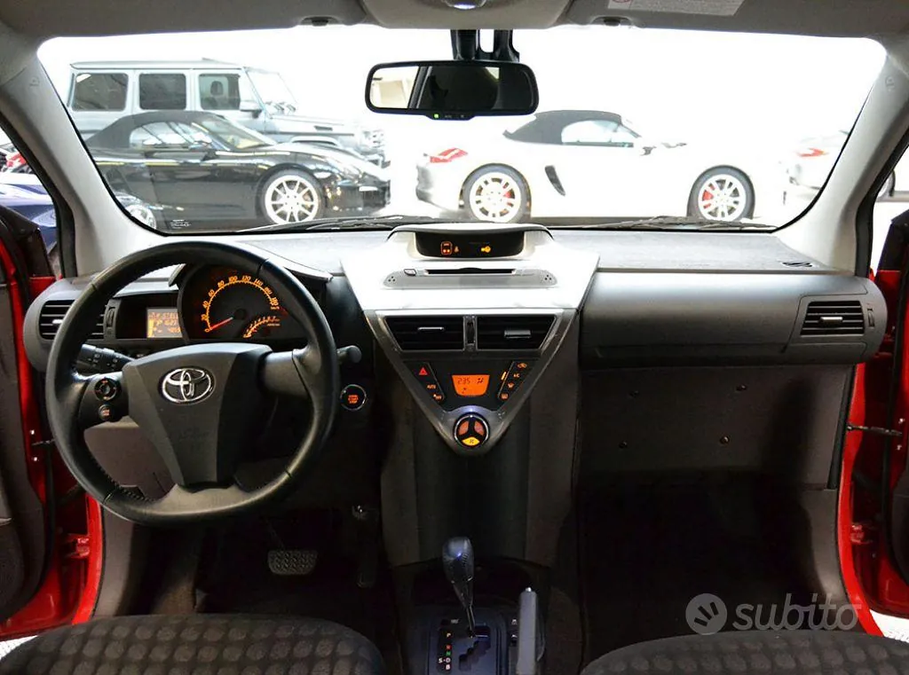 Toyota Iq 2010 photo 5