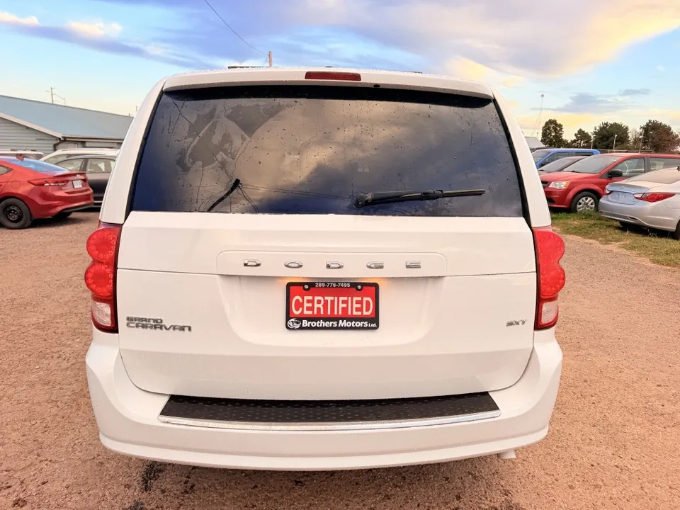 Dodge Grand Caravan 2015 photo 5