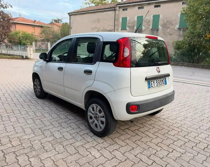Fiat Panda 2015 photo 4