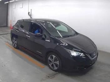 Nissan Leaf 2021 photo 2