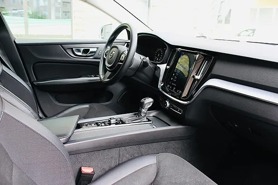 Volvo V60 2019 photo 5