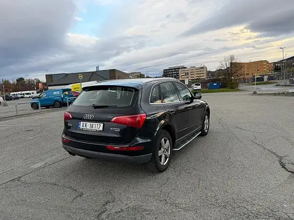 Audi Q5 2010 photo 4