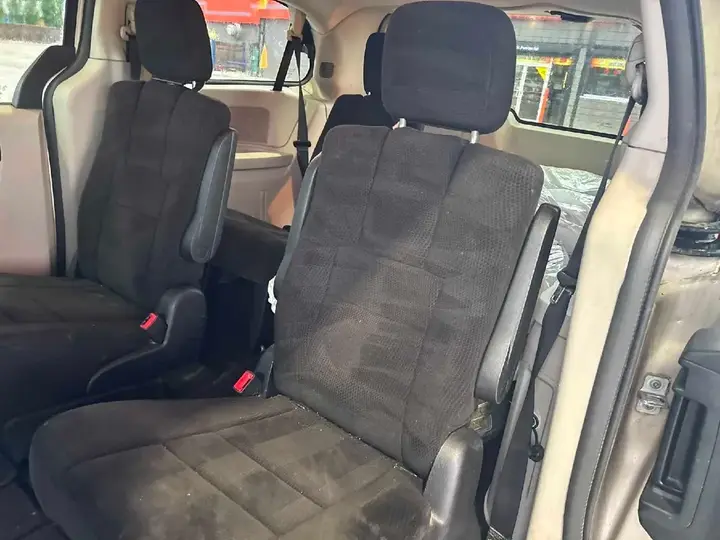 Dodge Caravan 2013 photo 5