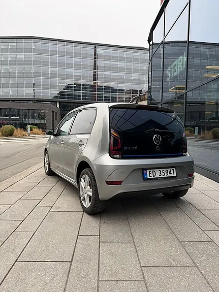 Volkswagen E-Up! 2021 photo 4