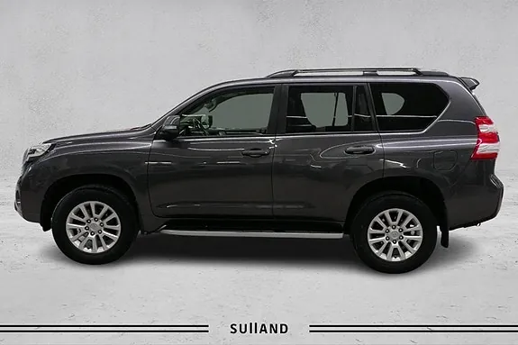 Toyota Land Cruiser 2015 photo 2