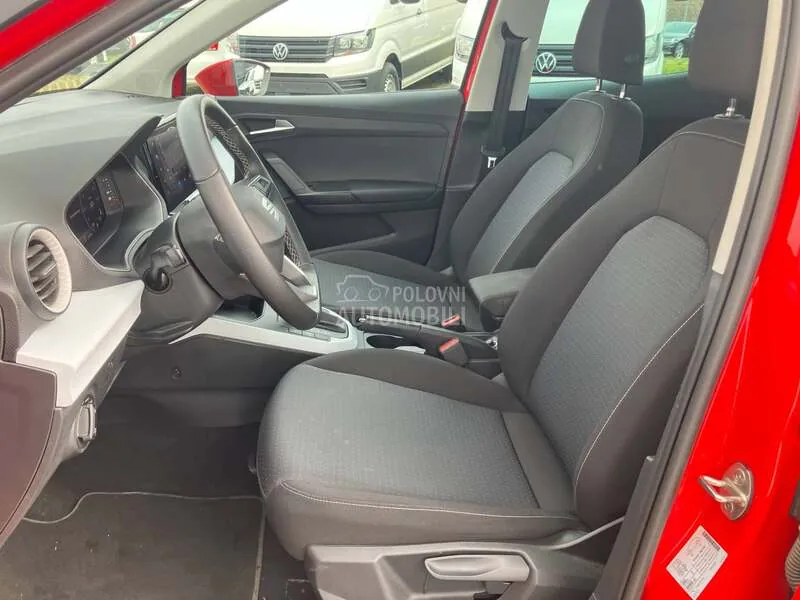 Seat Arona 2023 photo 3