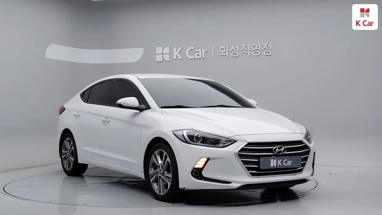 Hyundai Avante 2018 photo 3