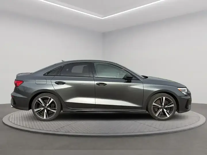 Audi S3 2023 photo 5