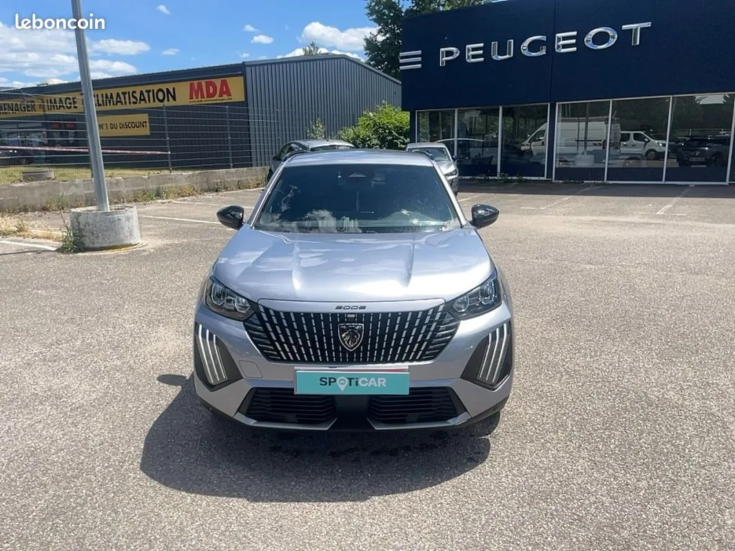 Peugeot 2008 2025 photo 2