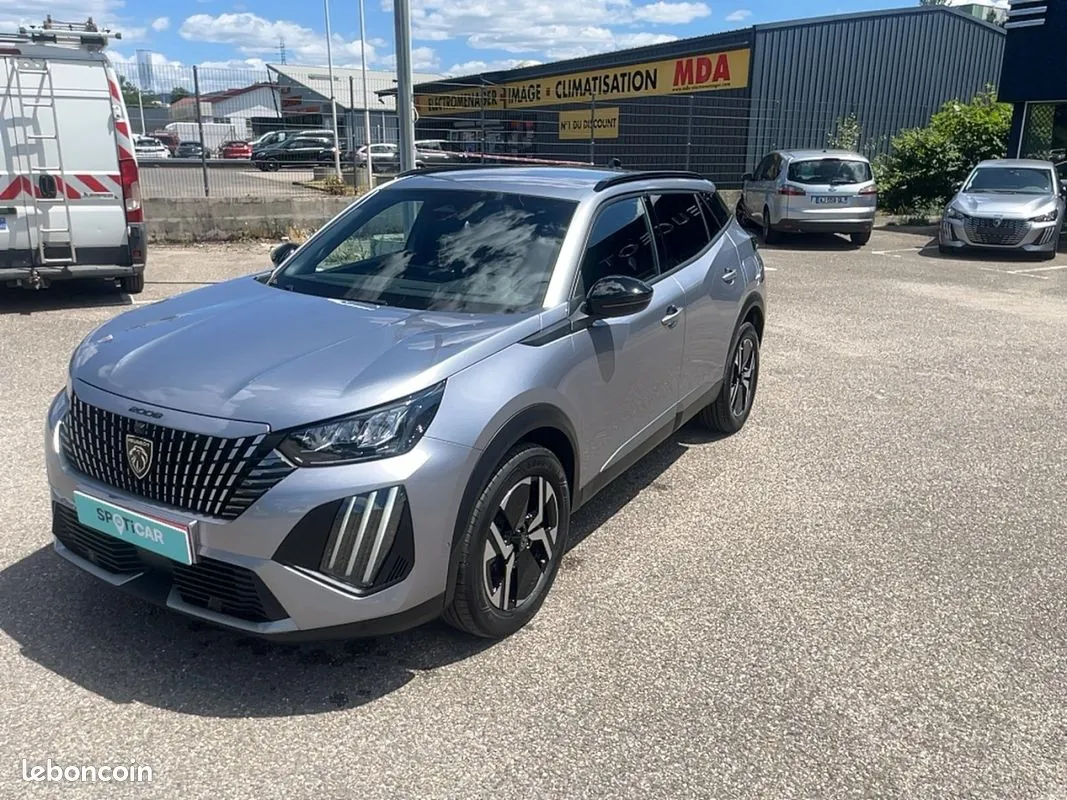 Peugeot 2008 2025 photo 3
