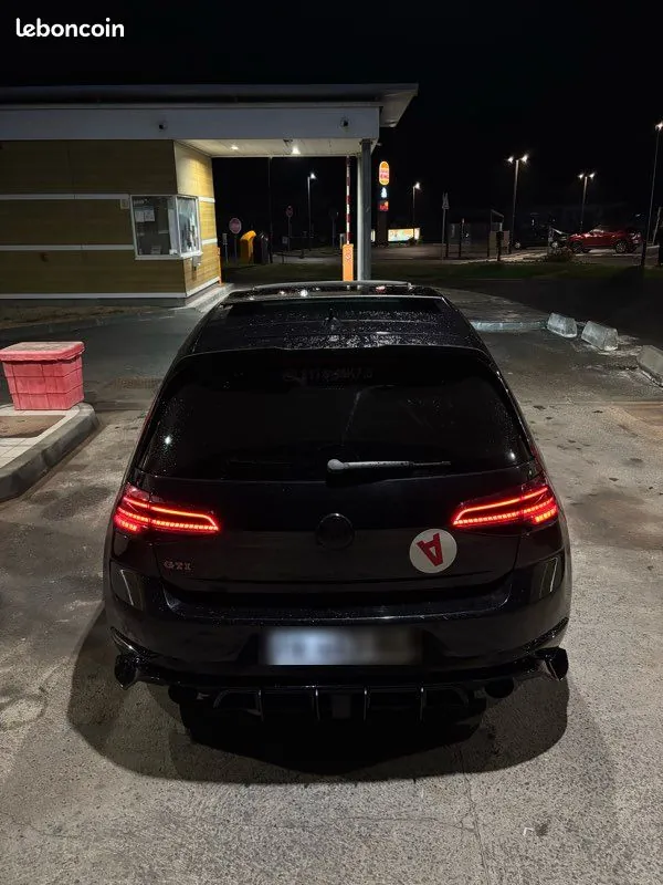 Volkswagen Golf 2017 photo 2