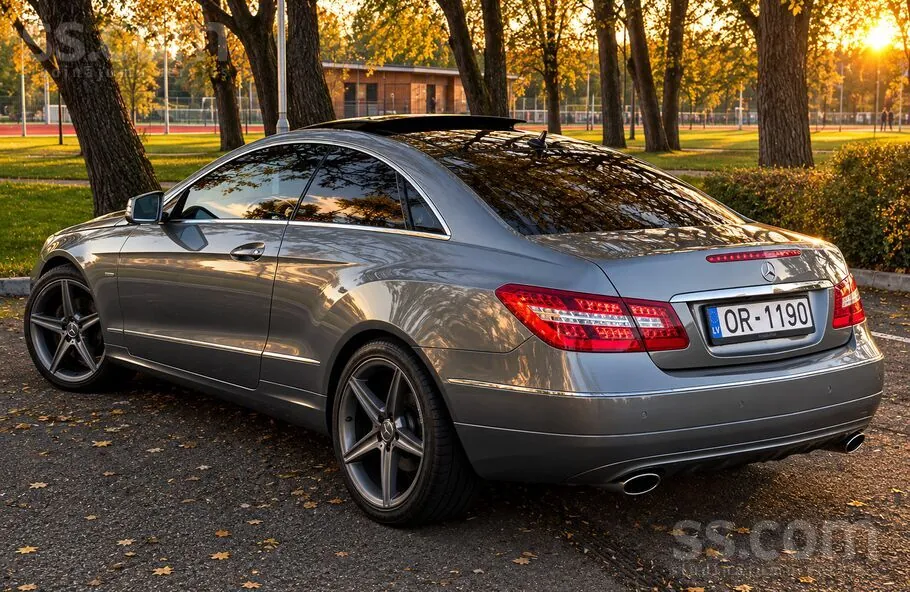 Mercedes-Benz E350 2010 photo 3