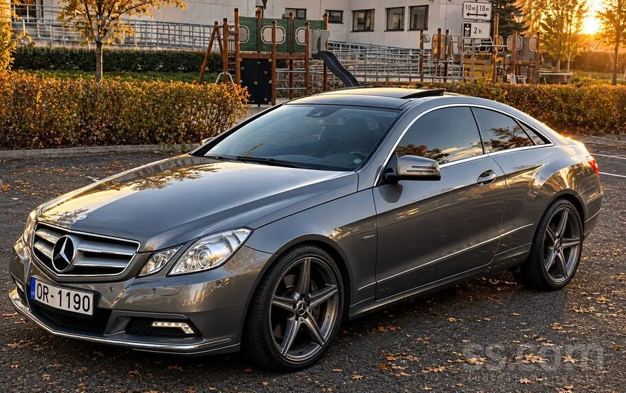 Mercedes-Benz E350 2010 photo 2
