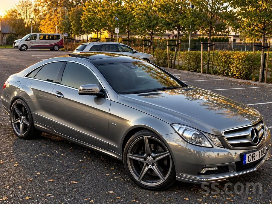 Mercedes-Benz E350