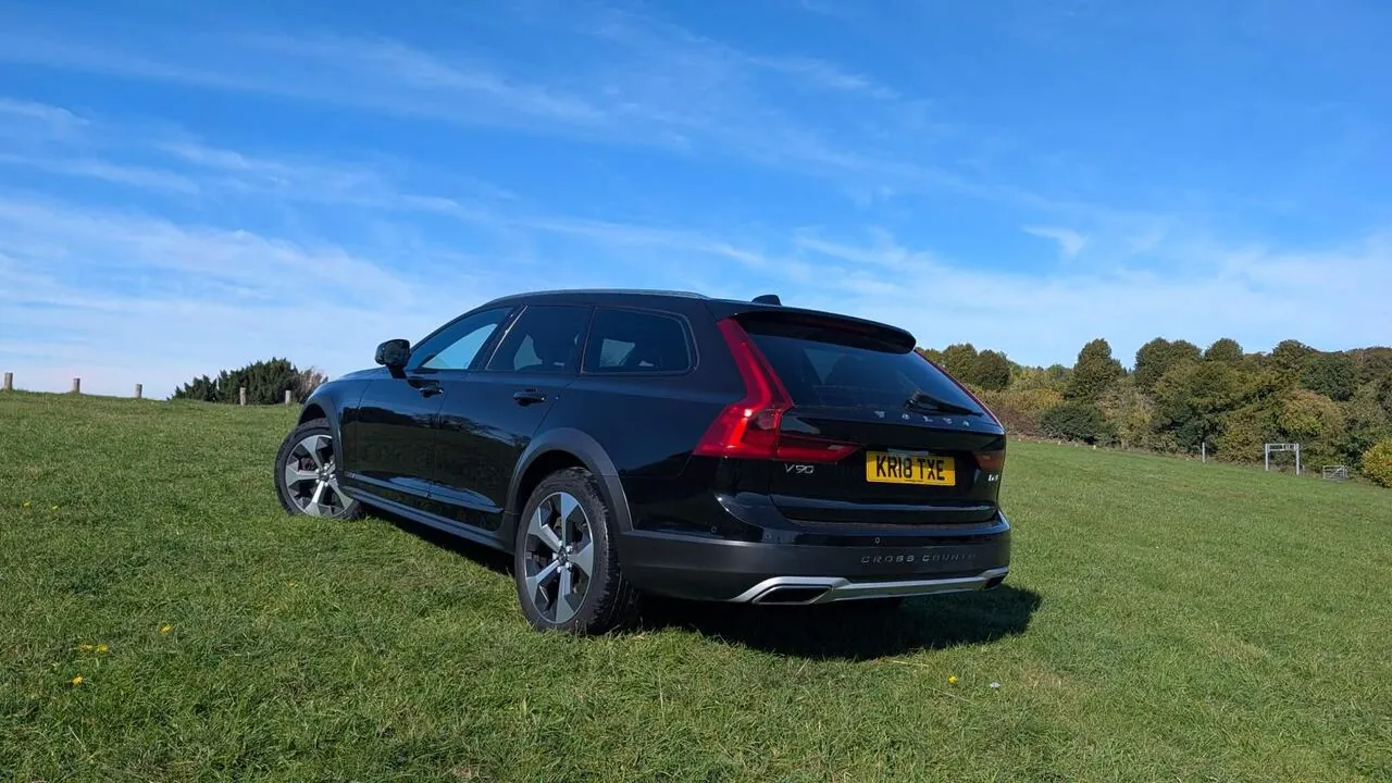 Volvo V90 Cross Country 2018 photo 4