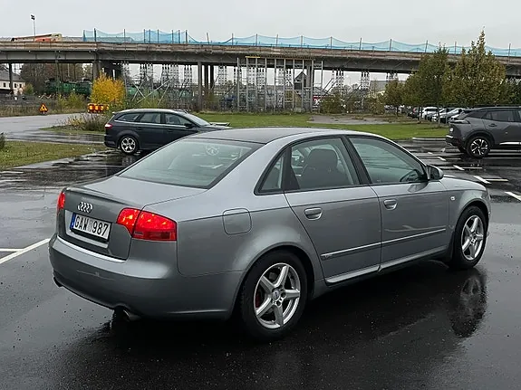 Audi A4 2008 photo 4