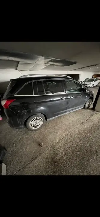 Ford C-Max 2011 photo 3