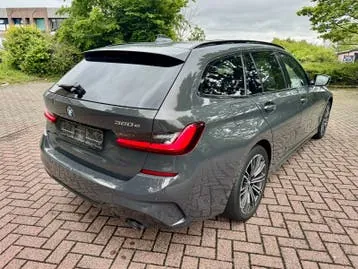 BMW 320E 2021 photo 3