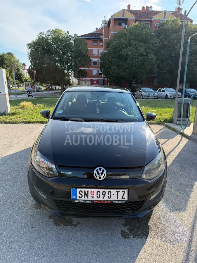 Volkswagen Polo 2010 photo 2