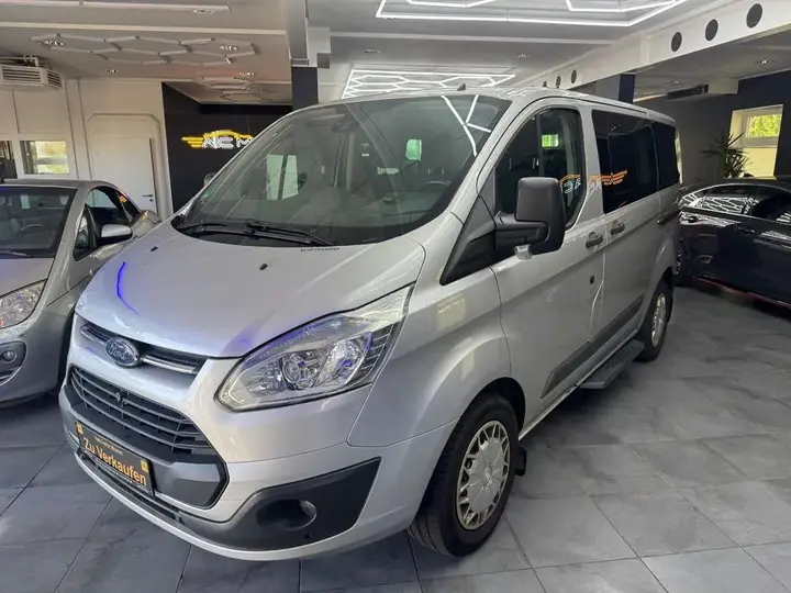 Ford Tourneo Custom