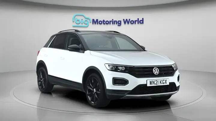 Volkswagen T-Roc 2021 photo 2