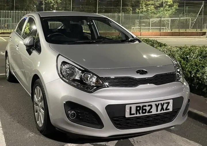 Kia Rio 2012 photo 2