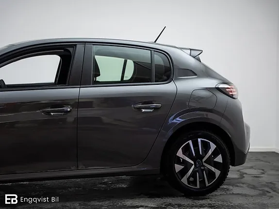 Peugeot 208 2024 photo 3