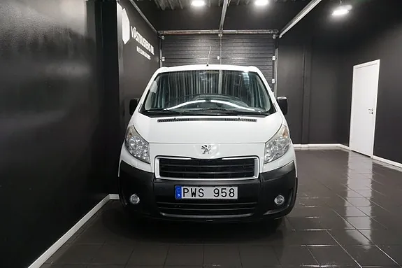 Peugeot Expert 2012 photo 2