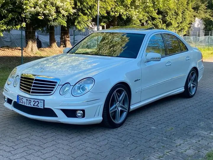 Mercedes-Benz E63 Amg