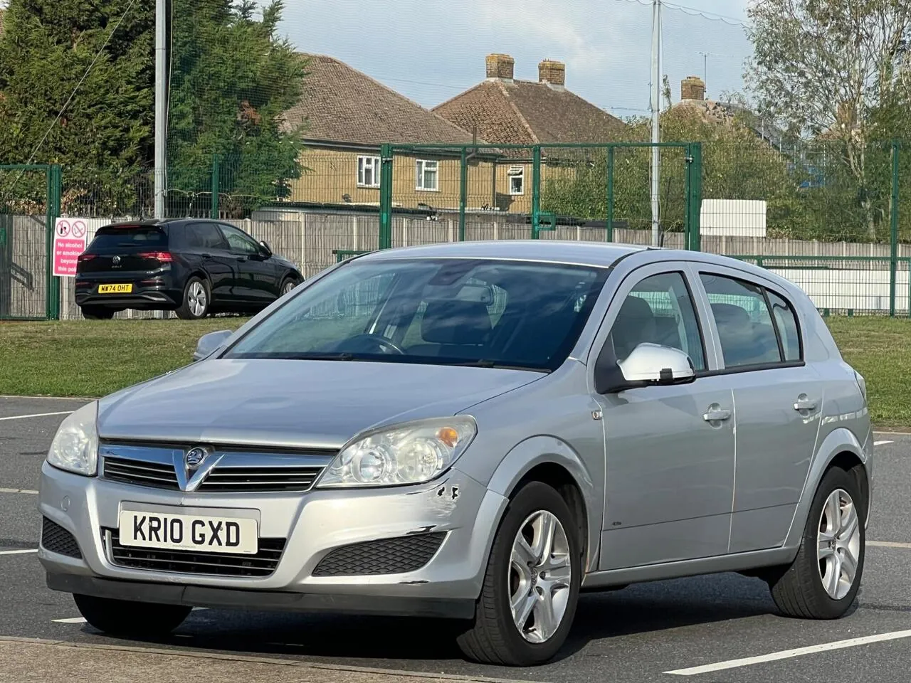 Vauxhall Astra 2010 photo 4