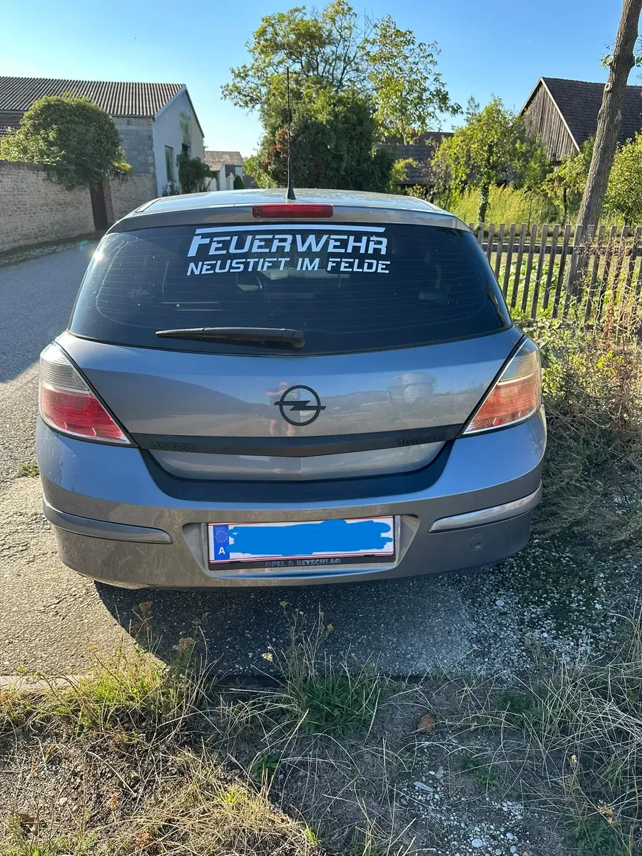 Opel Astra 2007 photo 2