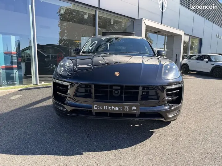 Porsche Macan 2018 photo 2