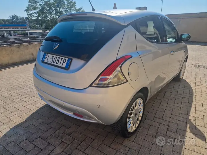 Lancia Ypsilon 2017 photo 4