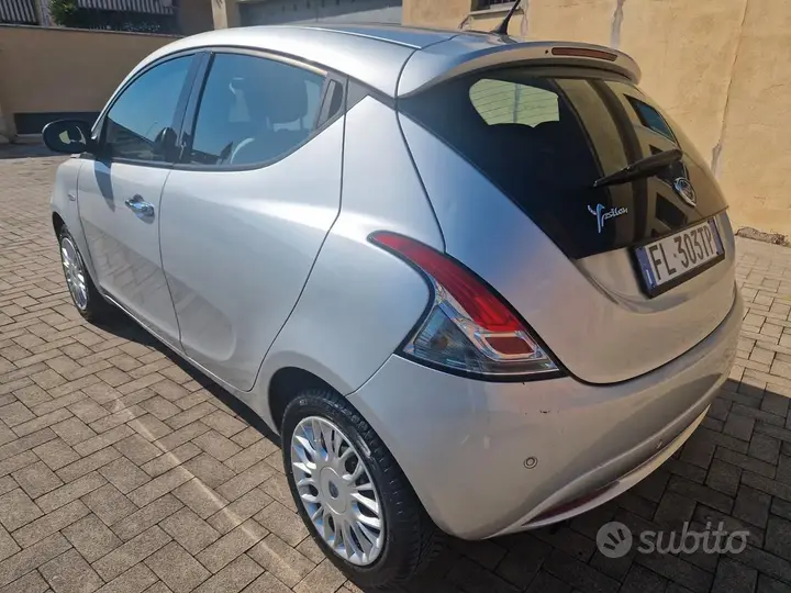 Lancia Ypsilon 2017 photo 3
