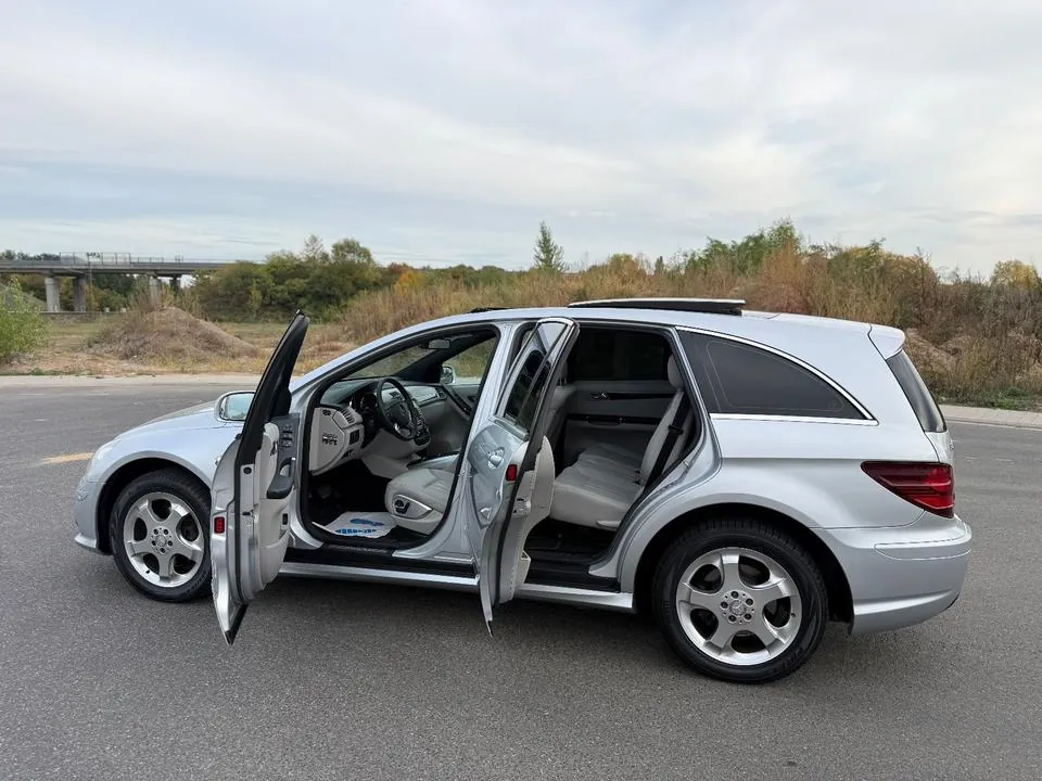 Mercedes-Benz R-320 Cdi