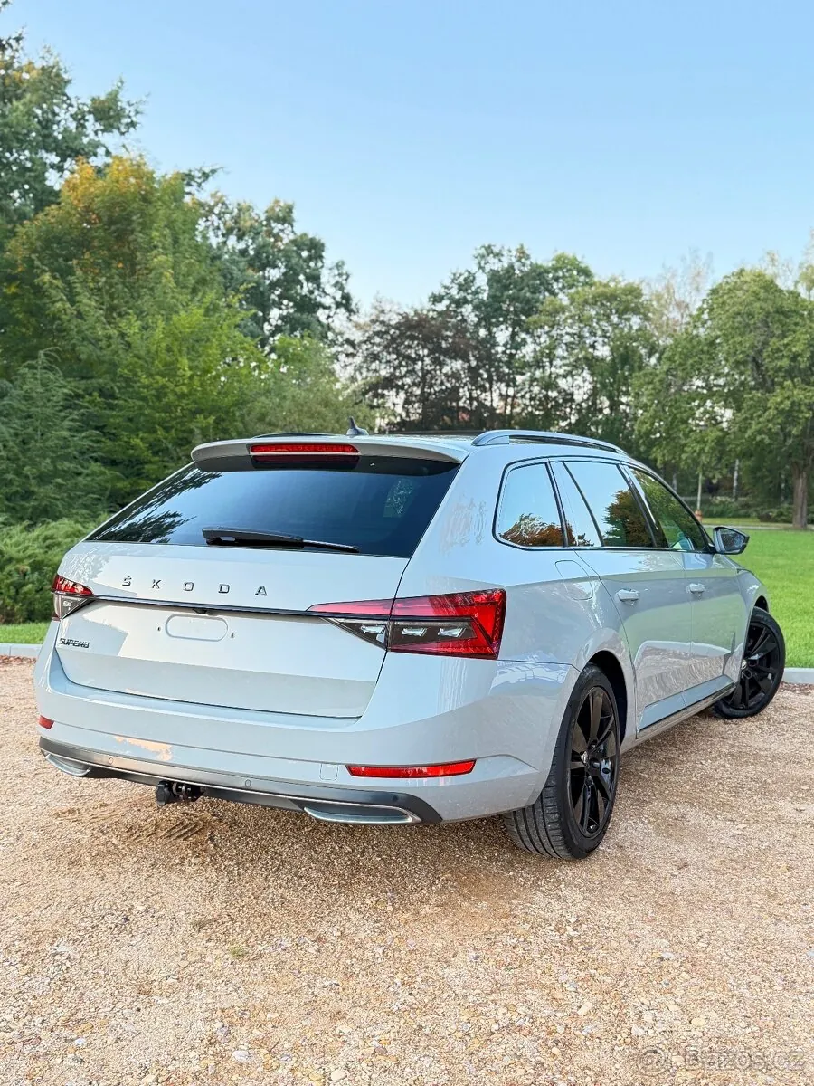 Skoda Superb 2022 photo 4