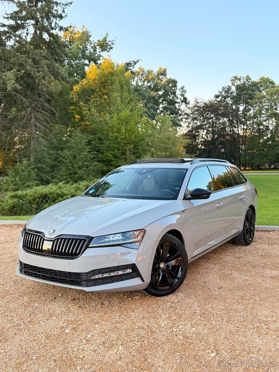 Skoda Superb 2022 photo 2