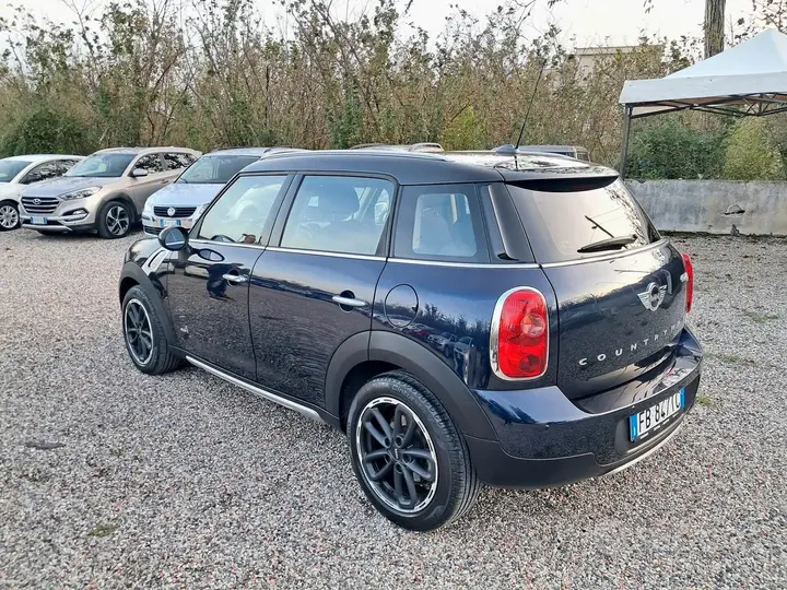 Mini Countryman 2015 photo 4