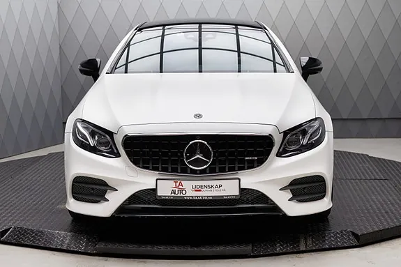 Mercedes-Benz E400 2018 photo 4