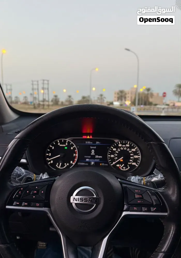 Nissan Altima