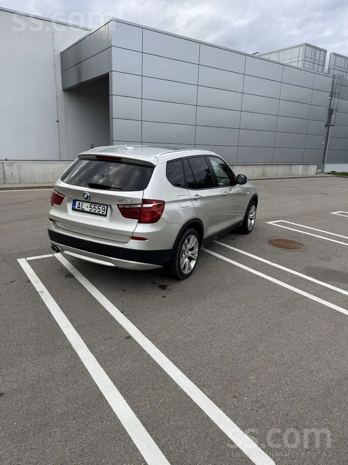 BMW X3 2012 photo 4